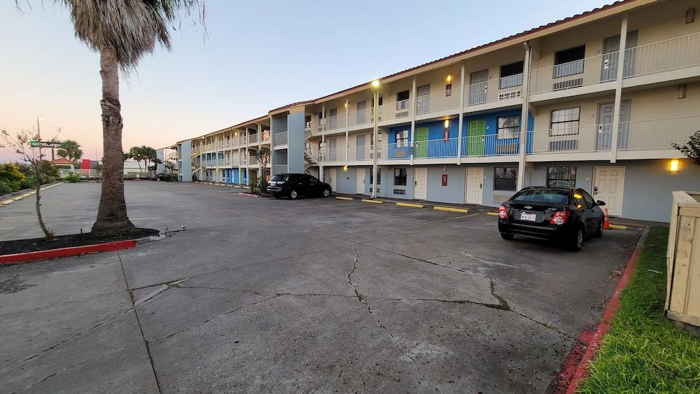 La Quinta Inn By Wyndham Corpus Christi South Extérieur photo